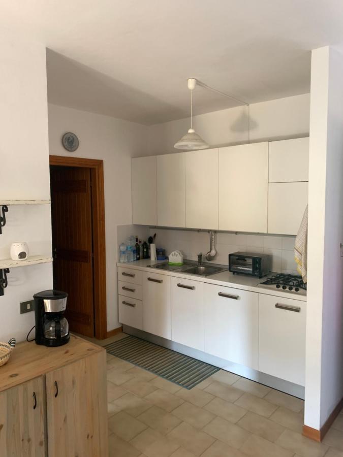 L' Elicriso, A Pochi Passi Dal Mare Con Giardino Privato - The Elicriso, A Few Meters From The Sea, With Private Garden Apartment Stintino Bagian luar foto