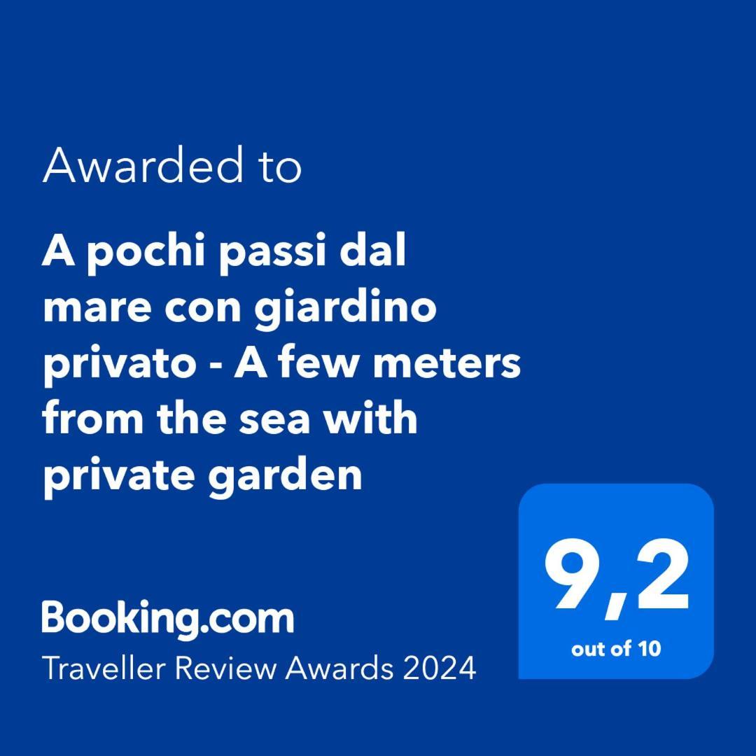 L' Elicriso, A Pochi Passi Dal Mare Con Giardino Privato - The Elicriso, A Few Meters From The Sea, With Private Garden Apartment Stintino Bagian luar foto